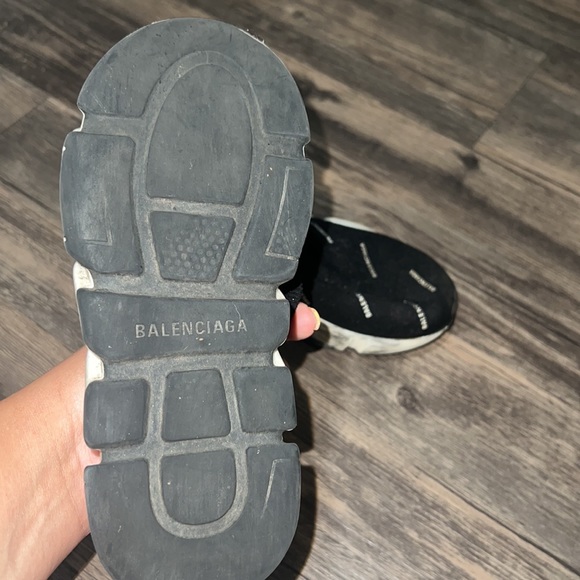 Balenciagas - Picture 4 of 4